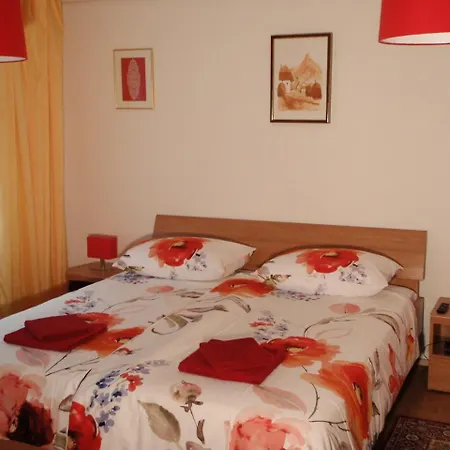 Sobe Vera בית הארחה